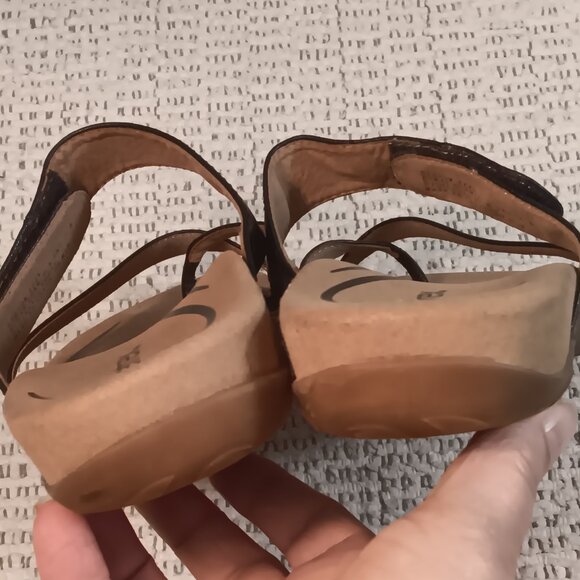 Aetrex women's 'Izzy' black faux leather adjustable thongs flip flops sz 9 - 9.5 - Picture 9 of 13